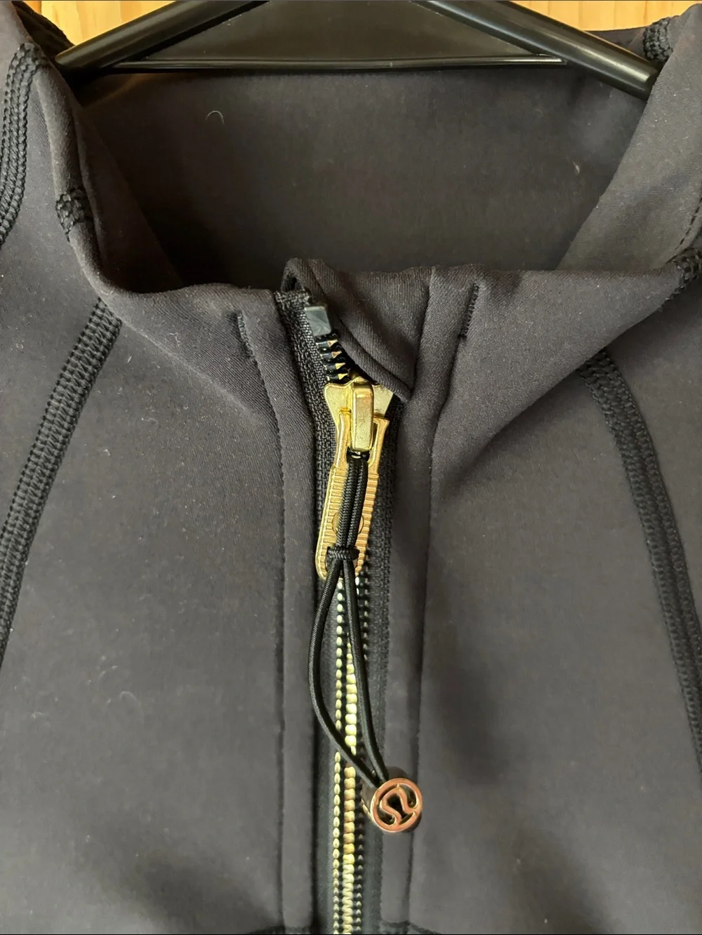 lululemon athletica 2010 special edition black cropped define jacket.